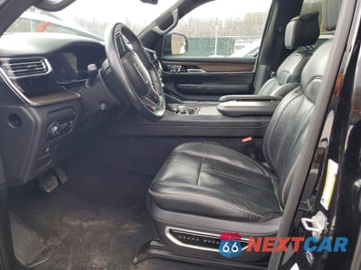 Zdjęcie 7 z 12 samochodu: 2023 JEEP GRAND WAGONEER SERIES II VIN:1C4SJVFP0PS509365 - miniatura