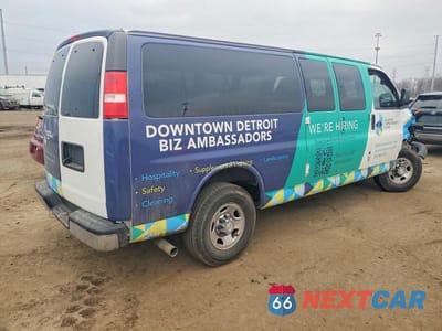 Trzecie zdjęcie samochodu z tyłu: 2021 CHEVROLET EXPRESS G3500 LT VIN:1GAZGPF76M1232417 - miniatura