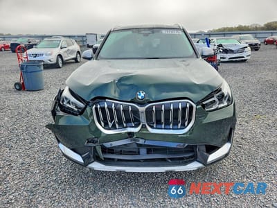 Piąte zdjęcie samochodu w środku: 2024 BMW X1 XDRIVE28I VIN:WBX73EF03R5Y40478 - miniatura