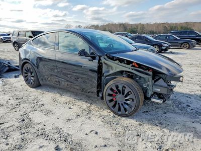 Czwarte zdjęcie samochodu z boku: 2025 TESLA MODEL Y VIN:7SAYGDEF6SA362714 - miniatura
