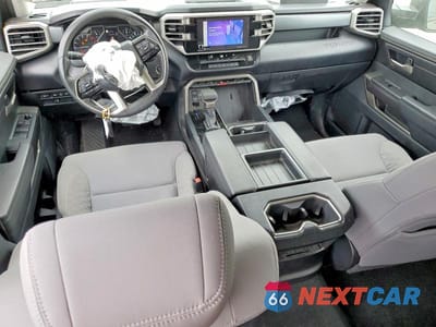 Zdjęcie 8 z 12 samochodu: 2022 TOYOTA TUNDRA SR5 VIN:5TFLA5AB5NX013042 - miniatura