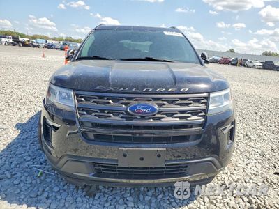 Piąte zdjęcie samochodu w środku: 2018 FORD EXPLORER XLT VIN:1FM5K7D84JGA23956 - miniatura