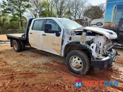 Czwarte zdjęcie samochodu z boku: 2025 CHEVROLET SILVERADO HD FLATBED TRUCK VIN:1GB4KSEY0SF347466 - miniatura