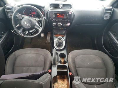 Zdjęcie 8 z 11 samochodu: 2015 KIA SOUL BASE VIN:KNDJN2A2XF7143958 - miniatura