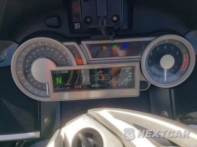 Zdjęcie 7 z 9 samochodu: 2013 BMW K1600 GTL VIN:WB1061203DZZ24609 - miniatura