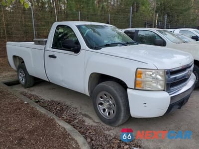 Czwarte zdjęcie samochodu z boku: 2006 CHEVROLET SILVERADO C1500 VIN:1GCEC14X68Z201435 - miniatura