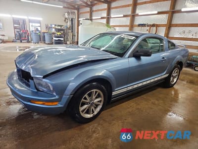2005 FORD MUSTANG 1ZVFT80N455208594 - główne zdjęcie licytacji z USA - miniatura