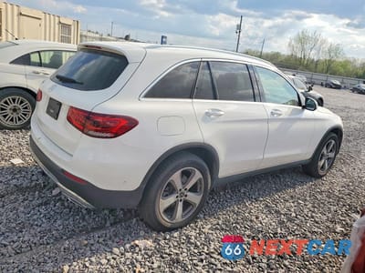 Trzecie zdjęcie samochodu z tyłu: 2021 MERCEDES-BENZ GLC 300 VIN:W1N0G8DB5MV322379 - miniatura