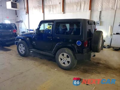 Drugie zdjęcie samochodu z przodu: 2011 JEEP WRANGLER SAHARA VIN:1J4AA5D12BL538454 - miniatura