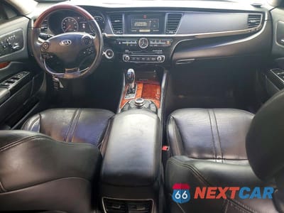 Zdjęcie 8 z 12 samochodu: 2015 KIA K900 LUXURY VIN:KNALW4D43F6020763 - miniatura