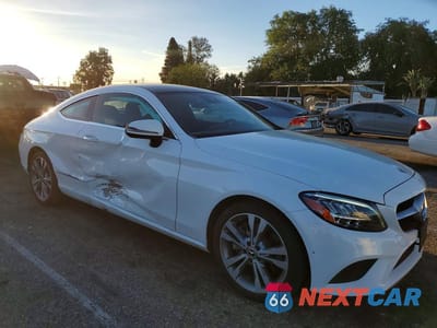 Czwarte zdjęcie samochodu z boku: 2023 MERCEDES-BENZ C 300 VIN:W1KWJ8DBXPG132546 - miniatura
