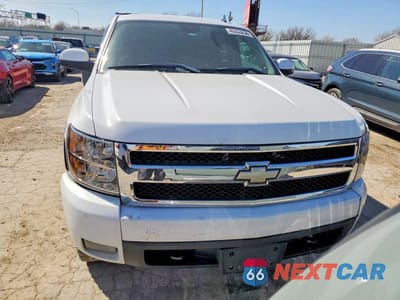 Piąte zdjęcie samochodu w środku: 2007 CHEVROLET SILVERADO K1500 CREW CAB VIN:2GCEK13M571651935 - miniatura