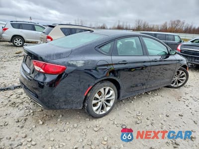 Trzecie zdjęcie samochodu z tyłu: 2015 CHRYSLER 200 S VIN:1C3CCCBB9FN614436 - miniatura