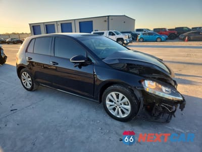 Czwarte zdjęcie samochodu z boku: 2021 VOLKSWAGEN GOLF VIN:3VWG57AUXMM006365 - miniatura