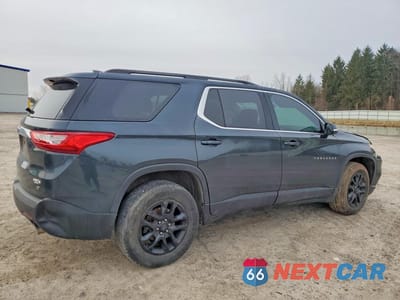 Trzecie zdjęcie samochodu z tyłu: 2019 CHEVROLET TRAVERSE LT VIN:1GNEVGKW1KJ229549 - miniatura