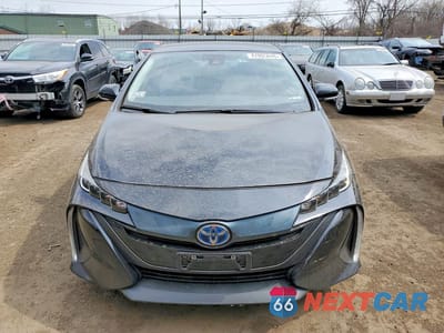Piąte zdjęcie samochodu w środku: 2022 TOYOTA PRIUS PRIME LE VIN:JTDKAMFP0N3204997 - miniatura