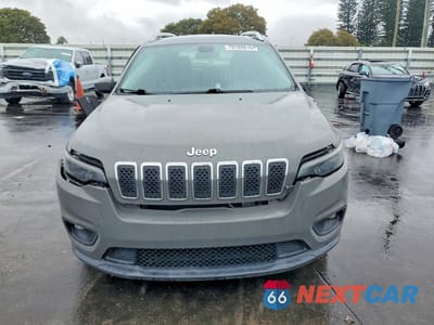Piąte zdjęcie samochodu w środku: 2020 JEEP CHEROKEE LATITUDE PLUS VIN:1C4PJLLBXLD628137 - miniatura