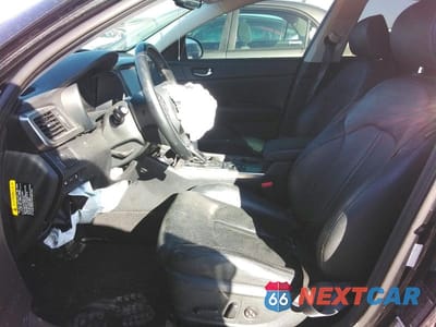 Zdjęcie 7 z 12 samochodu: 2018 KIA OPTIMA PLUG-IN HYBRID EX VIN:KNAGV4LD5J5025192 - miniatura