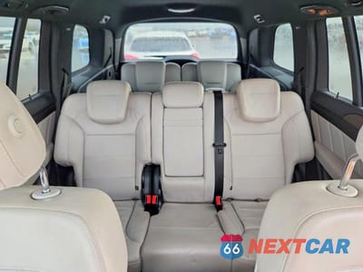 Zdjęcie 10 z 12 samochodu: 2015 MERCEDES-BENZ GL 450 4MATIC VIN:4JGDF6EE8FA471447 - miniatura