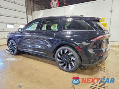 Drugie zdjęcie samochodu z przodu: 2026 LINCOLN NAUTILUS RESERVE VIN:5LMPJ8KA6TJ987470 - miniatura