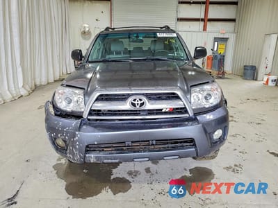 Piąte zdjęcie samochodu w środku: 2007 TOYOTA 4RUNNER SR5 VIN:JTEBU14RX78087148 - miniatura