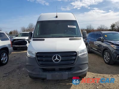 Piąte zdjęcie samochodu w środku: 2019 MERCEDES-BENZ SPRINTER 2500 VIN:WD3PF1CDXKP055884 - miniatura