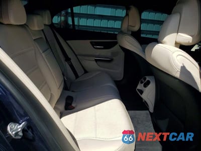 Zdjęcie 10 z 12 samochodu: 2023 MERCEDES-BENZ C 300 4MATIC VIN:W1KAF4HBXPR097610 - miniatura