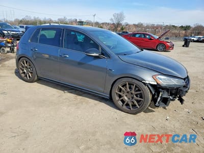 Czwarte zdjęcie samochodu z boku: 2019 VOLKSWAGEN GOLF R VIN:WVWVA7AU0KW145388 - miniatura