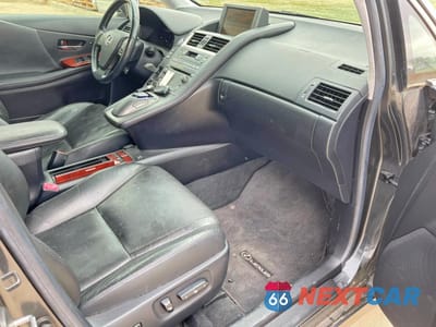 Piąte zdjęcie samochodu w środku: 2010 LEXUS HS 250H PREMIUM VIN:JTHBB1BA0A2007243 - miniatura