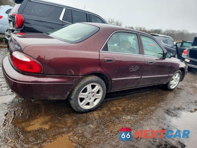 Trzecie zdjęcie samochodu z tyłu: 2002 MAZDA 626 ES VIN:1YVGF22F725288044 - miniatura