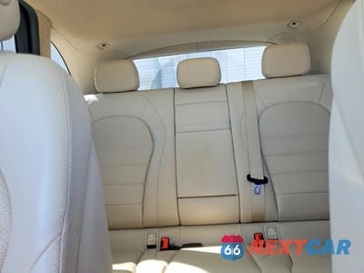 Zdjęcie 10 z 13 samochodu: 2016 MERCEDES-BENZ GLC 300 4MATIC VIN:WDC0G4KB6GF052249 - miniatura