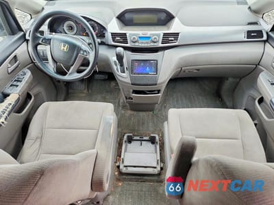 Zdjęcie 8 z 13 samochodu: 2011 HONDA ODYSSEY EX VIN:5FNRL5H43BB079655 - miniatura
