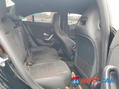 Zdjęcie 10 z 12 samochodu: 2022 MERCEDES-BENZ CLA 250 4MATIC VIN:W1K5J4HB7NN316060 - miniatura