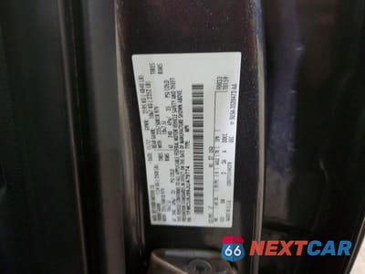 Zdjęcie 13 z 13 samochodu: 2018 FORD ESCAPE TITANIUM VIN:1FMCU9J99JUA79774 - miniatura
