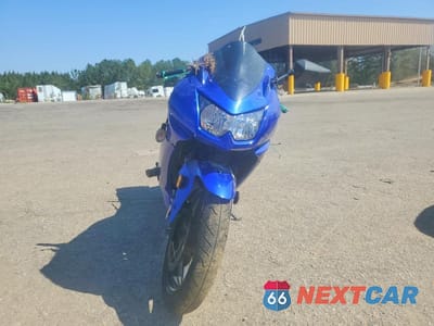 Drugie zdjęcie samochodu z przodu: 2009 KAWASAKI EX250 J VIN:JKAEXMJ199DA43285 - miniatura