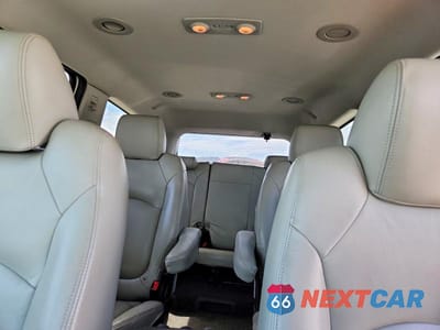 Zdjęcie 10 z 12 samochodu: 2011 CHEVROLET TRAVERSE LT VIN:1GNKVGED7BJ300251 - miniatura