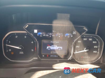 Zdjęcie 9 z 11 samochodu: 2020 GMC SIERRA K3500 DENALI VIN:1GT49WEY5LF333904 - miniatura