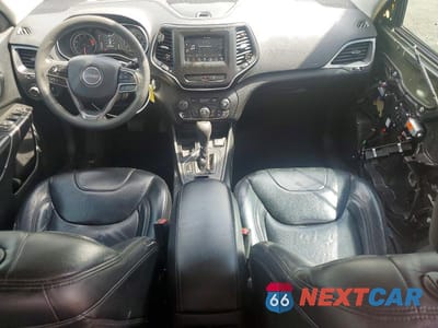 Zdjęcie 8 z 13 samochodu: 2021 JEEP CHEROKEE LATITUDE VIN:1C4PJLCB7MD203475 - miniatura