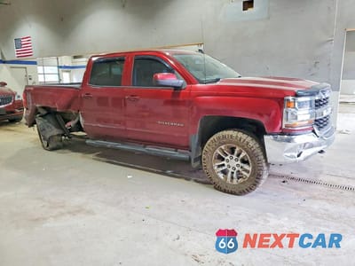 Czwarte zdjęcie samochodu z boku: 2016 CHEVROLET SILVERADO K1500 LT VIN:3GCUKRECXGG341673 - miniatura