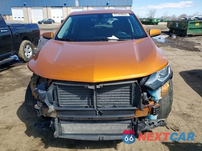 Piąte zdjęcie samochodu w środku: 2018 CHEVROLET EQUINOX LT VIN:2GNAXKEX6J6186936 - miniatura