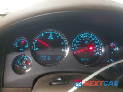 Zdjęcie 9 z 11 samochodu: 2013 CHEVROLET AVALANCHE LTZ VIN:3GNTKGE76DG376944 - miniatura