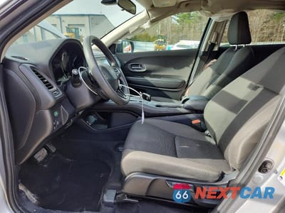 Zdjęcie 7 z 13 samochodu: 2020 HONDA HR-V EX VIN:3CZRU6H5XLM704975 - miniatura