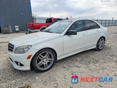 2010 MERCEDES-BENZ C 300 WDDGF5EB8AF420971 - główne zdjęcie licytacji z USA - miniatura