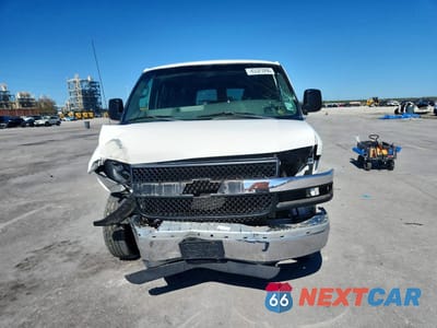 Piąte zdjęcie samochodu w środku: 2005 CHEVROLET EXPRESS G3500 VIN:1GAHG35U651235010 - miniatura