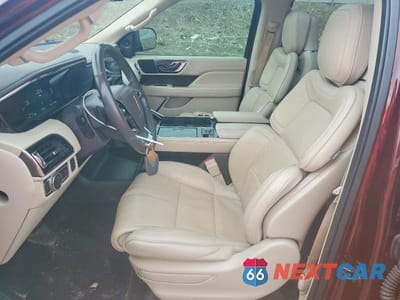 Zdjęcie 7 z 14 samochodu: 2018 LINCOLN NAVIGATOR RESERVE VIN:5LMJJ2LT7JEL19119 - miniatura