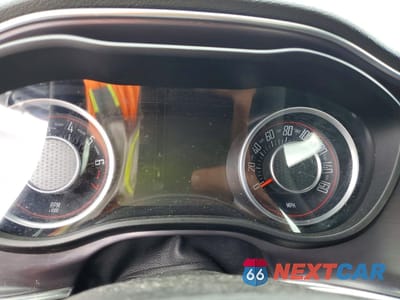 Zdjęcie 9 z 12 samochodu: 2016 DODGE CHALLENGER SXT VIN:2C3CDZAG6GH107484 - miniatura