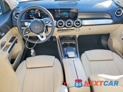 Zdjęcie 8 z 13 samochodu: 2021 MERCEDES-BENZ GLB 250 VIN:W1N4M4GB7MW121947 - miniatura