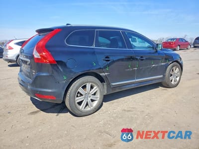 Trzecie zdjęcie samochodu z tyłu: 2017 VOLVO XC60 T5 INSCRIPTION VIN:YV440MRU7H2002050 - miniatura
