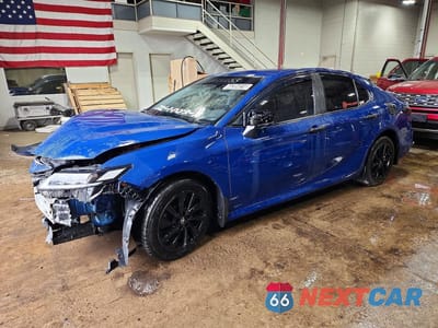 2023 TOYOTA CAMRY LE 4T1C11BK1PU084519 - główne zdjęcie licytacji z USA - miniatura