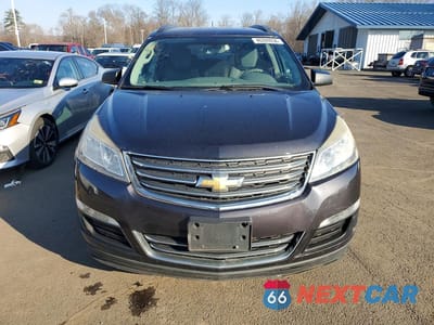Piąte zdjęcie samochodu w środku: 2016 CHEVROLET TRAVERSE LS VIN:1GNKVFED6GJ162753 - miniatura